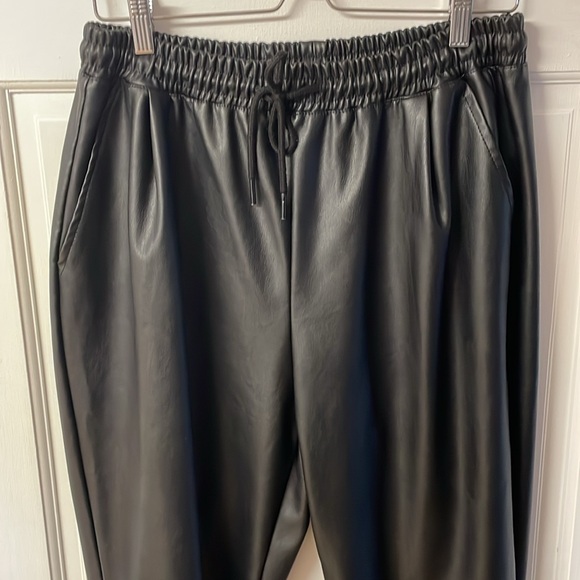 Streetwear Society black faux leather joggers women’s size XL - Picture 2 of 16